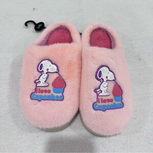 Peanuts Pink Fuzzy Slippers